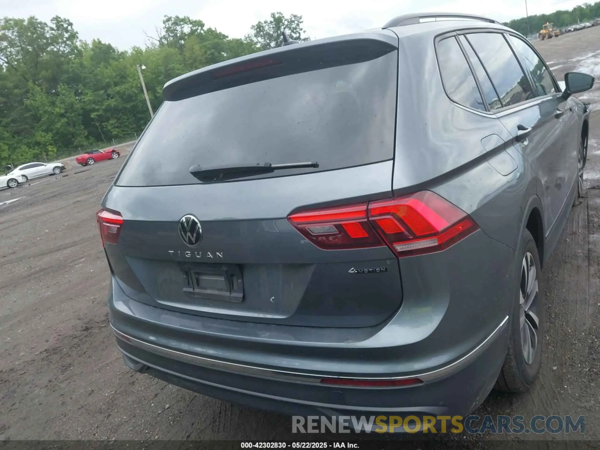 16 Photograph of a damaged car 3VVFB7AX9RM041943 VOLKSWAGEN TIGUAN 2024