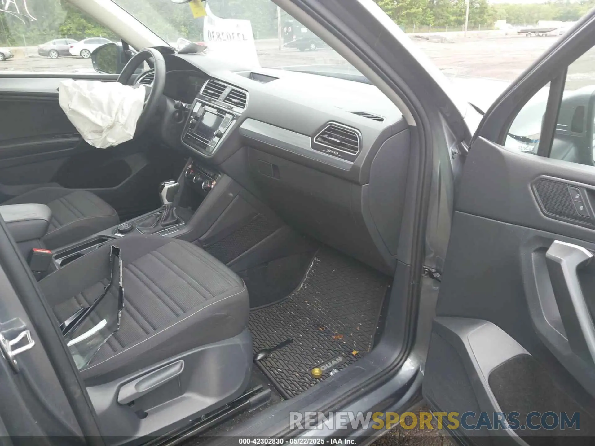 5 Photograph of a damaged car 3VVFB7AX9RM041943 VOLKSWAGEN TIGUAN 2024