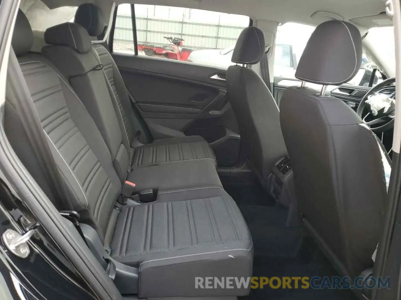 10 Photograph of a damaged car 3VVFB7AX9RM114972 VOLKSWAGEN TIGUAN 2024