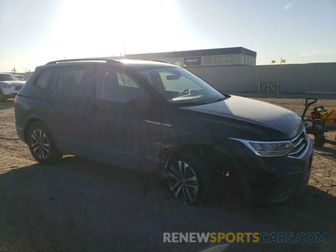 4 Photograph of a damaged car 3VVFB7AX9RM139970 VOLKSWAGEN TIGUAN 2024