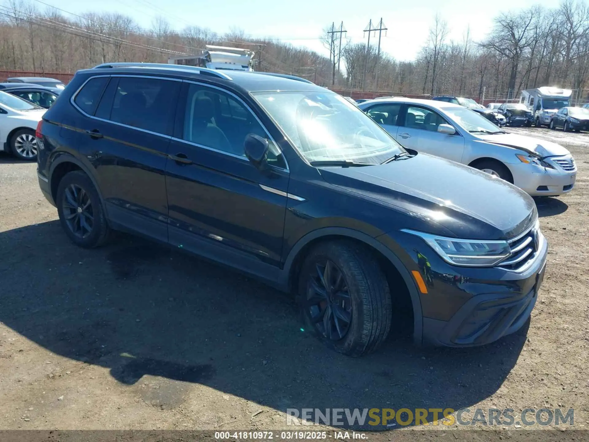 1 Photograph of a damaged car 3VVMB7AX0RM048335 VOLKSWAGEN TIGUAN 2024