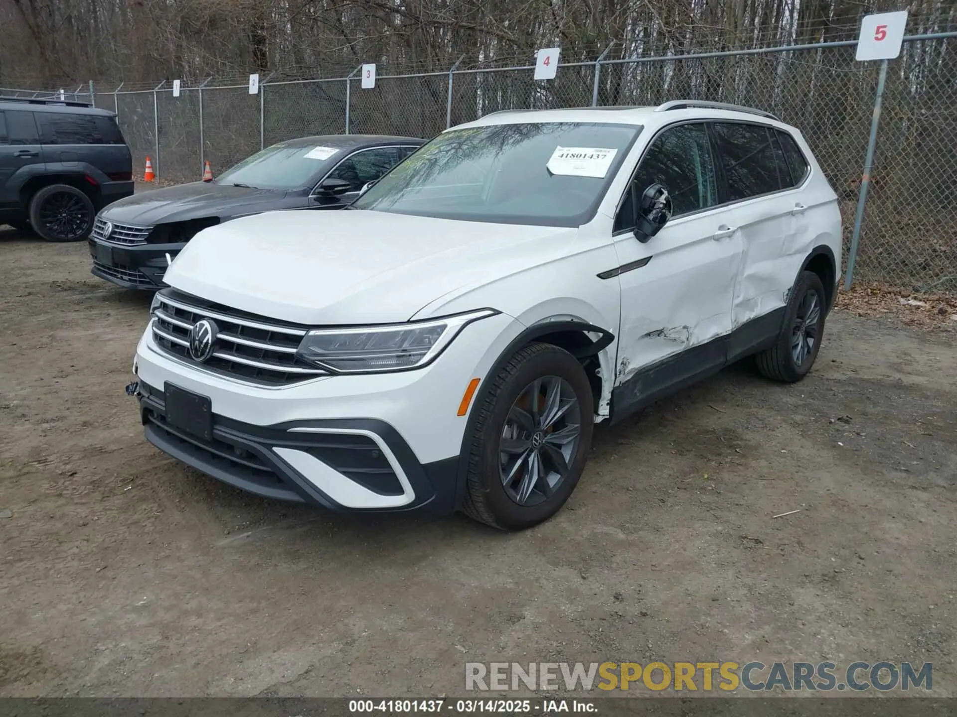 2 Photograph of a damaged car 3VVMB7AX1RM008684 VOLKSWAGEN TIGUAN 2024