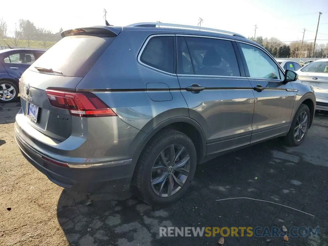 3 Photograph of a damaged car 3VVMB7AX1RM015554 VOLKSWAGEN TIGUAN 2024