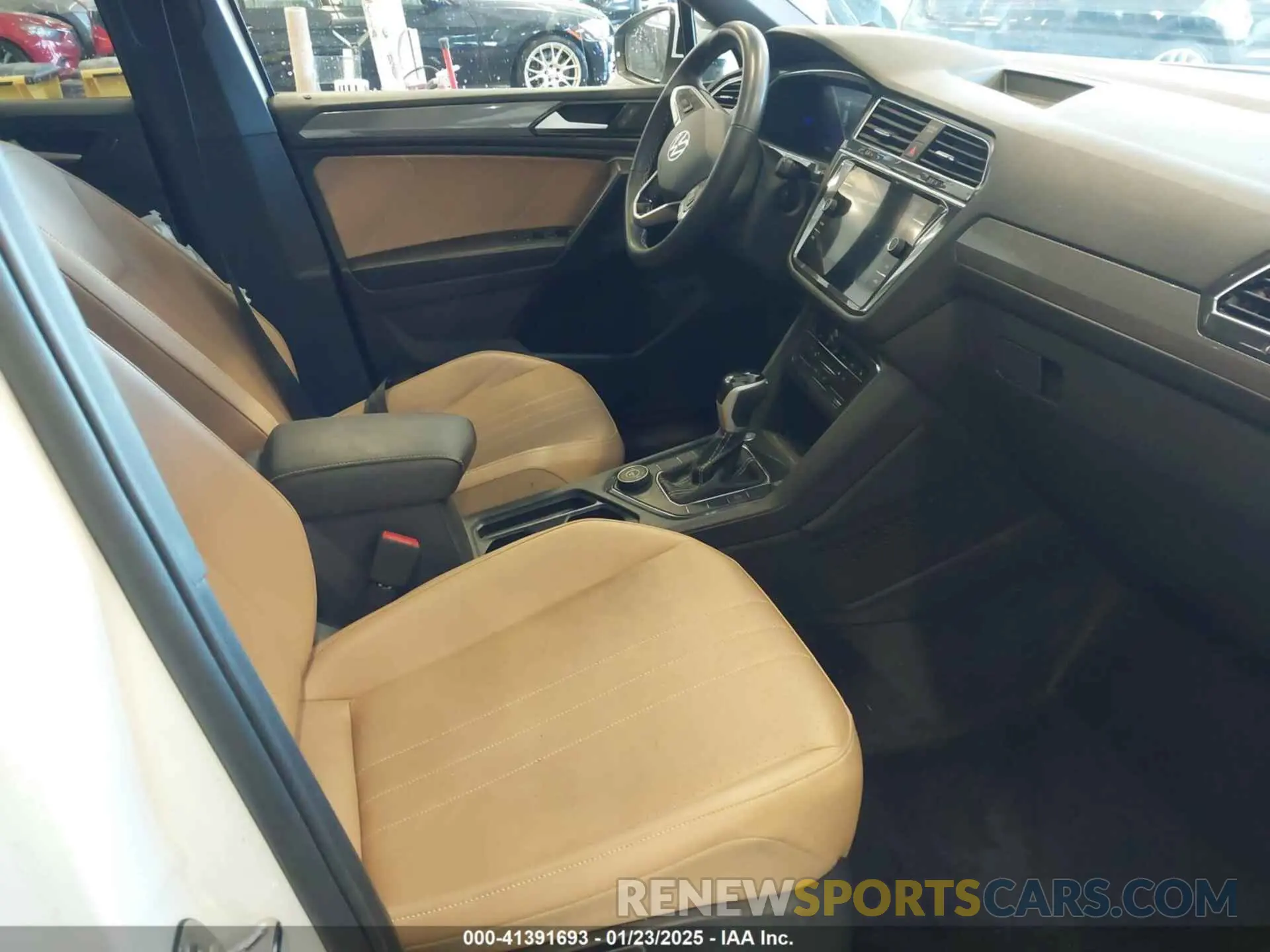 5 Photograph of a damaged car 3VVMB7AX3RM026247 VOLKSWAGEN TIGUAN 2024