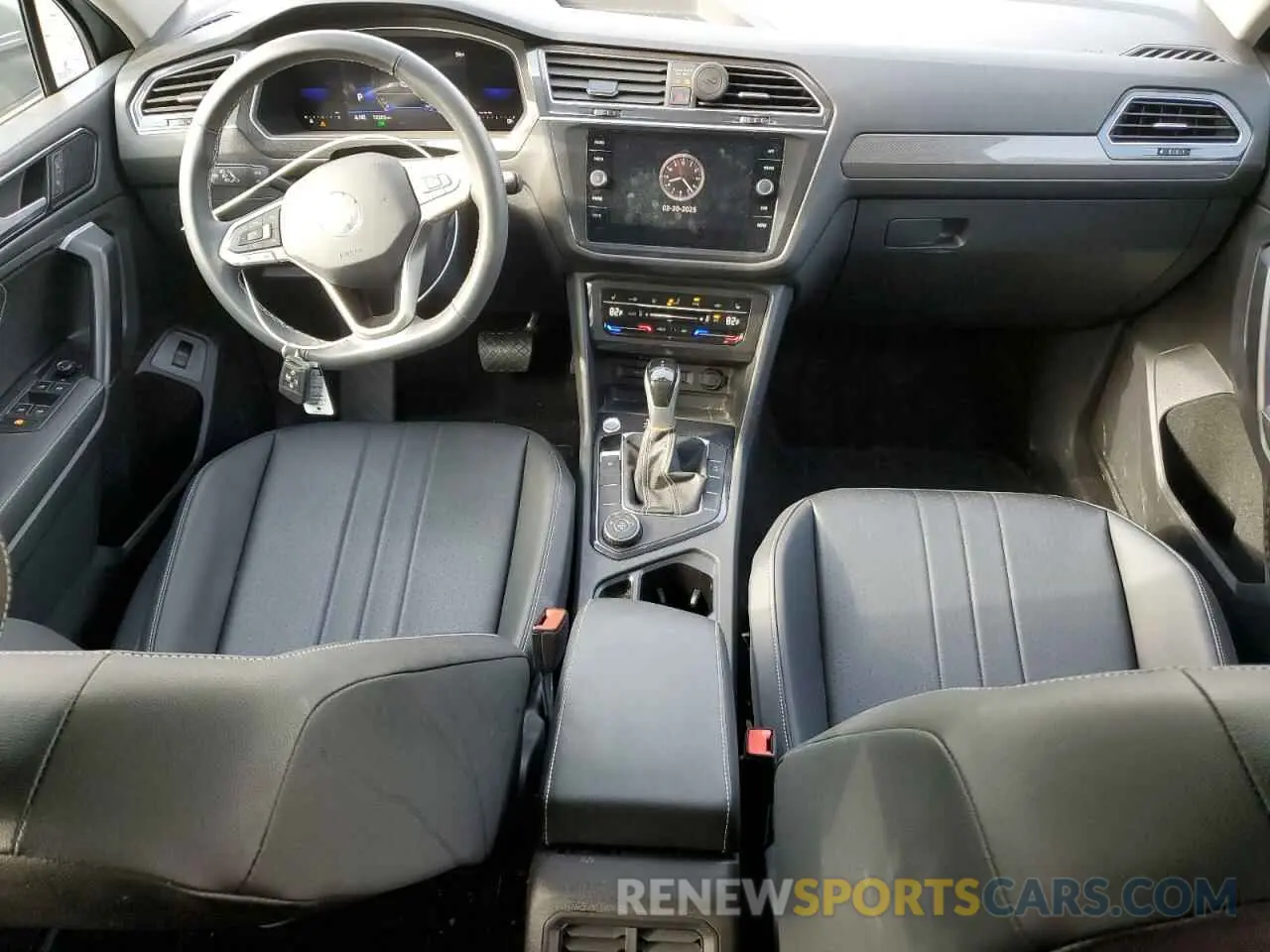 8 Photograph of a damaged car 3VVMB7AX4RM011899 VOLKSWAGEN TIGUAN 2024
