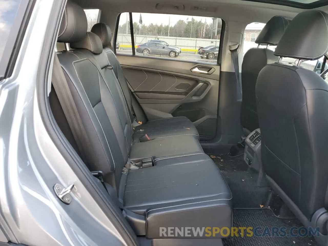 11 Photograph of a damaged car 3VVMB7AX4RM059158 VOLKSWAGEN TIGUAN 2024