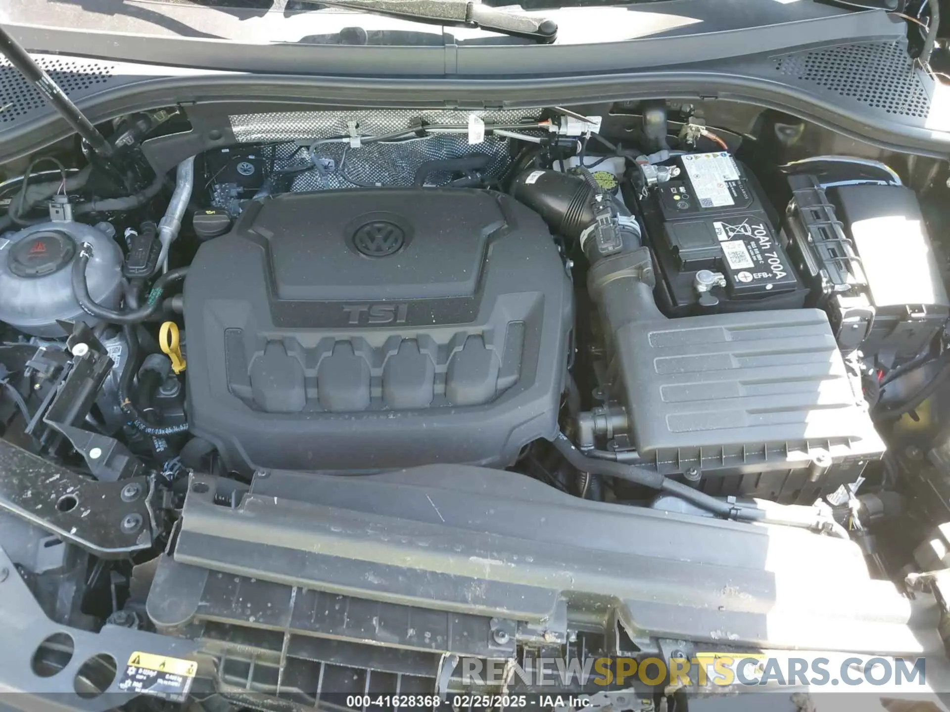 10 Photograph of a damaged car 3VVMB7AX4RM179462 VOLKSWAGEN TIGUAN 2024