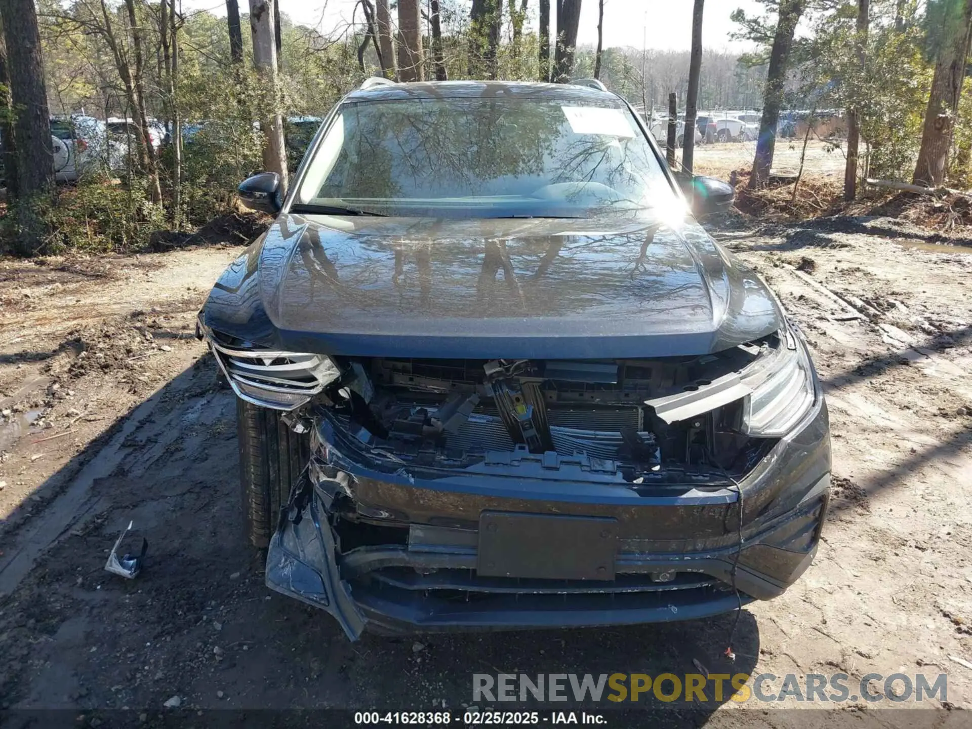 13 Photograph of a damaged car 3VVMB7AX4RM179462 VOLKSWAGEN TIGUAN 2024