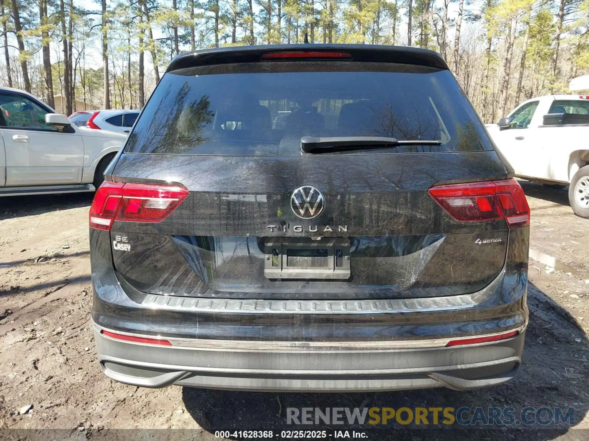 17 Photograph of a damaged car 3VVMB7AX4RM179462 VOLKSWAGEN TIGUAN 2024
