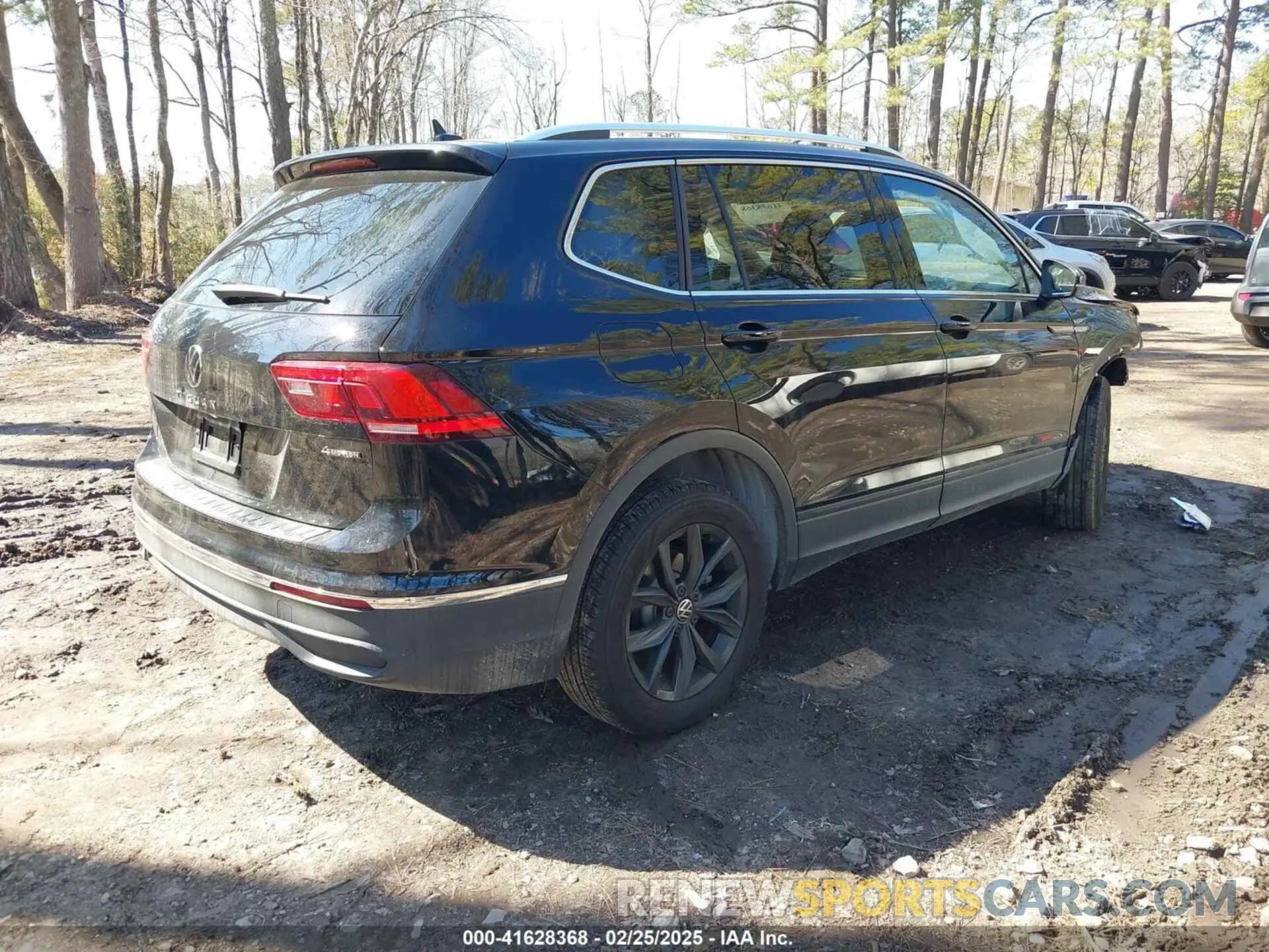 4 Photograph of a damaged car 3VVMB7AX4RM179462 VOLKSWAGEN TIGUAN 2024