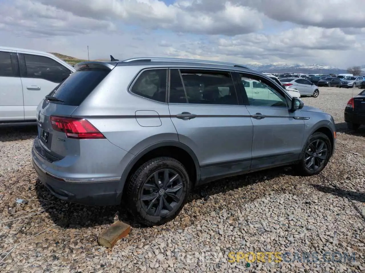 3 Photograph of a damaged car 3VVMB7AX5RM178787 VOLKSWAGEN TIGUAN 2024