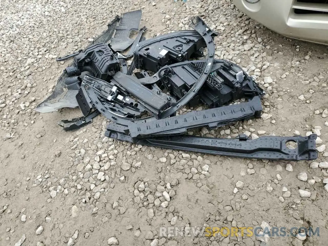 15 Photograph of a damaged car 3VVMB7AX5RM186579 VOLKSWAGEN TIGUAN 2024