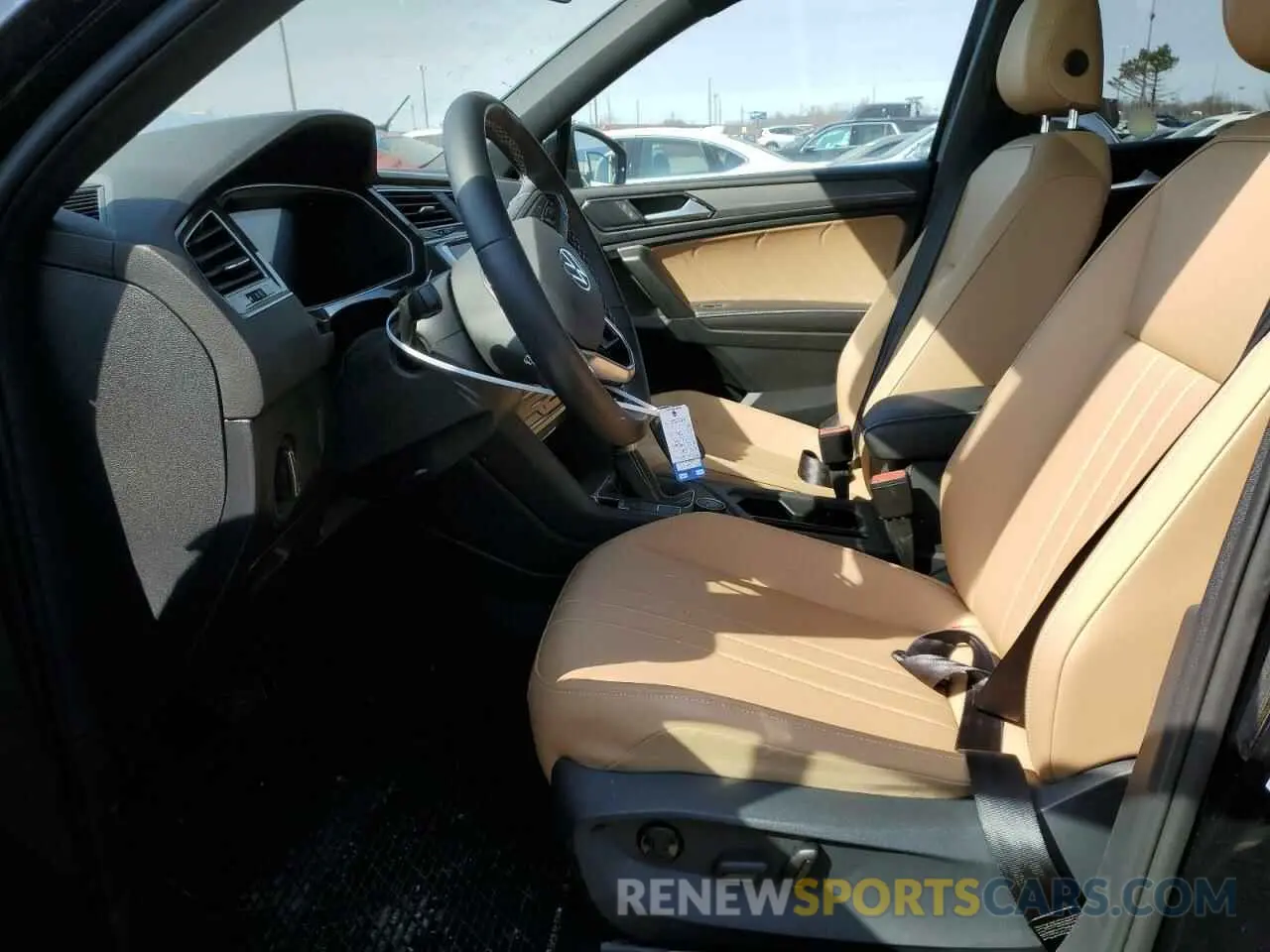 7 Photograph of a damaged car 3VVMB7AX6RM057427 VOLKSWAGEN TIGUAN 2024