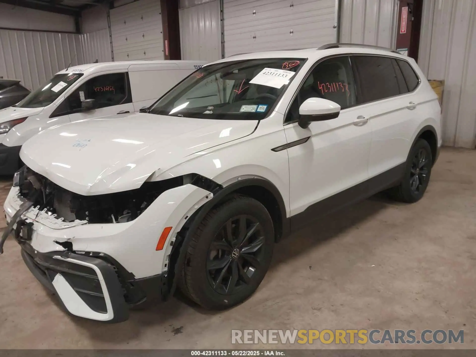 2 Photograph of a damaged car 3VVMB7AX6RM135219 VOLKSWAGEN TIGUAN 2024