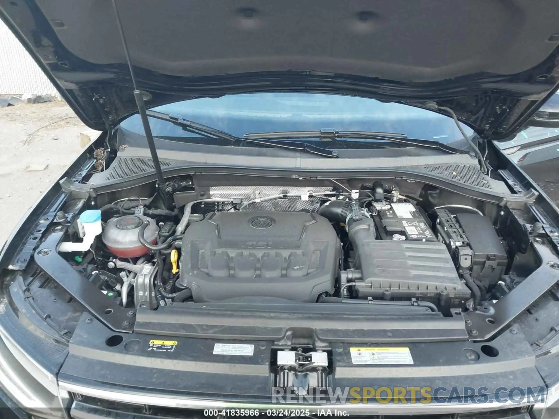 10 Photograph of a damaged car 3VVMB7AX6RM176241 VOLKSWAGEN TIGUAN 2024