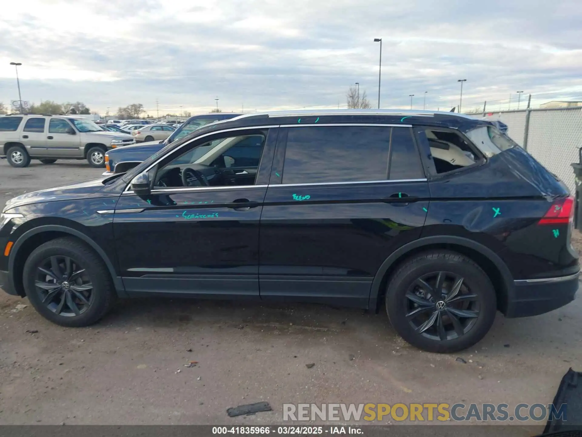 15 Photograph of a damaged car 3VVMB7AX6RM176241 VOLKSWAGEN TIGUAN 2024