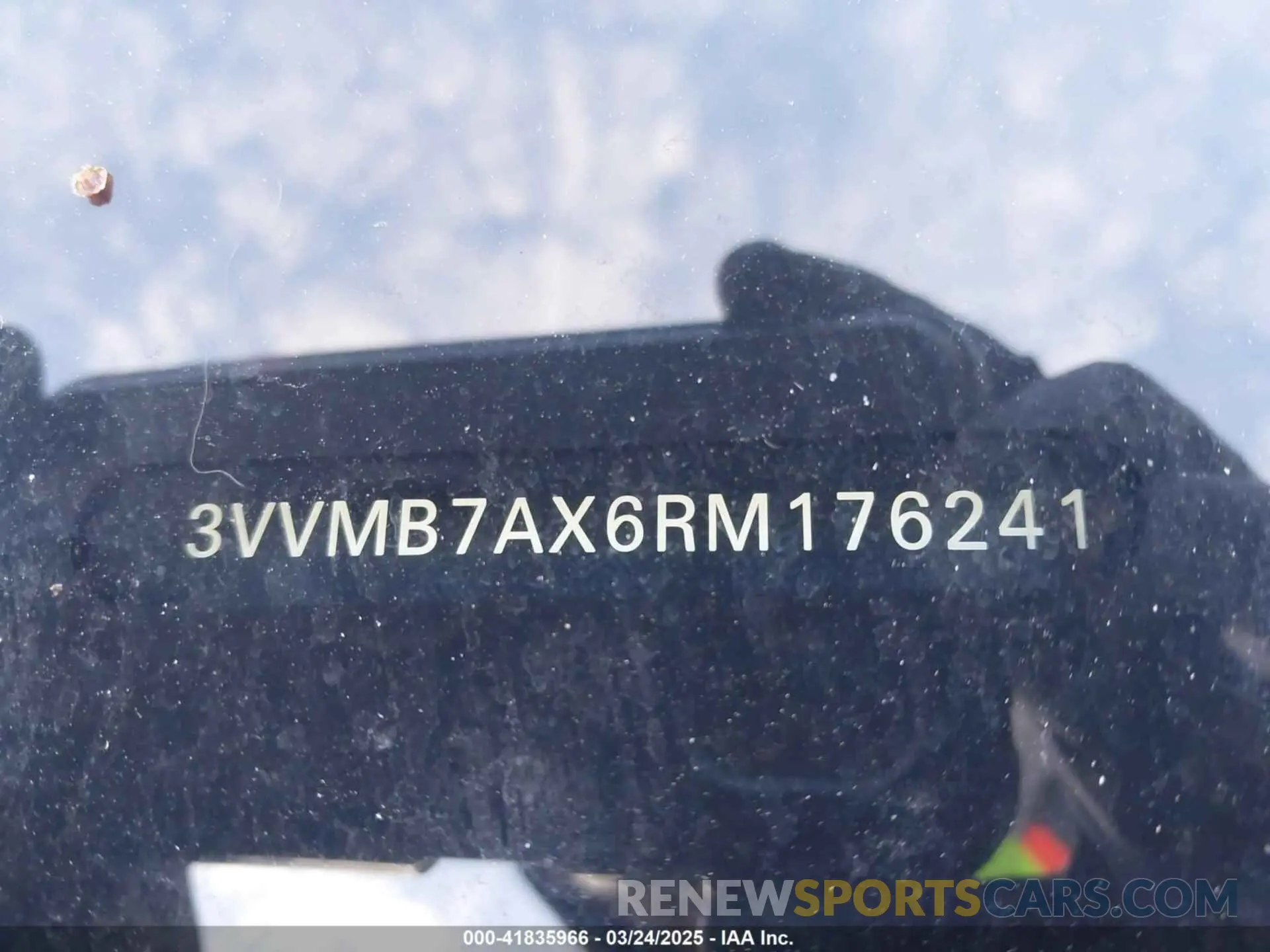 9 Photograph of a damaged car 3VVMB7AX6RM176241 VOLKSWAGEN TIGUAN 2024