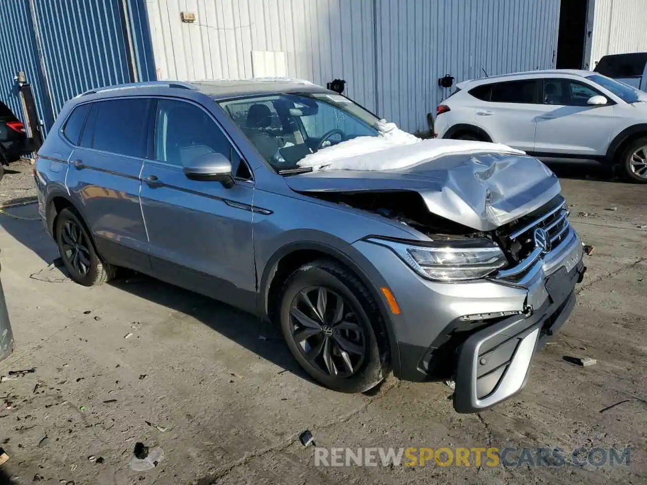 4 Photograph of a damaged car 3VVMB7AX7RM071790 VOLKSWAGEN TIGUAN 2024