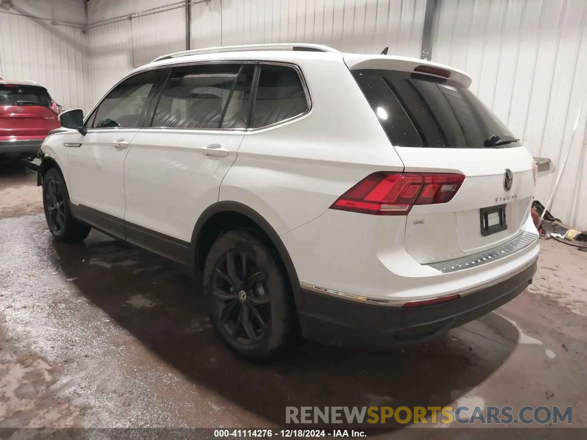 3 Photograph of a damaged car 3VVMB7AX9RM108094 VOLKSWAGEN TIGUAN 2024