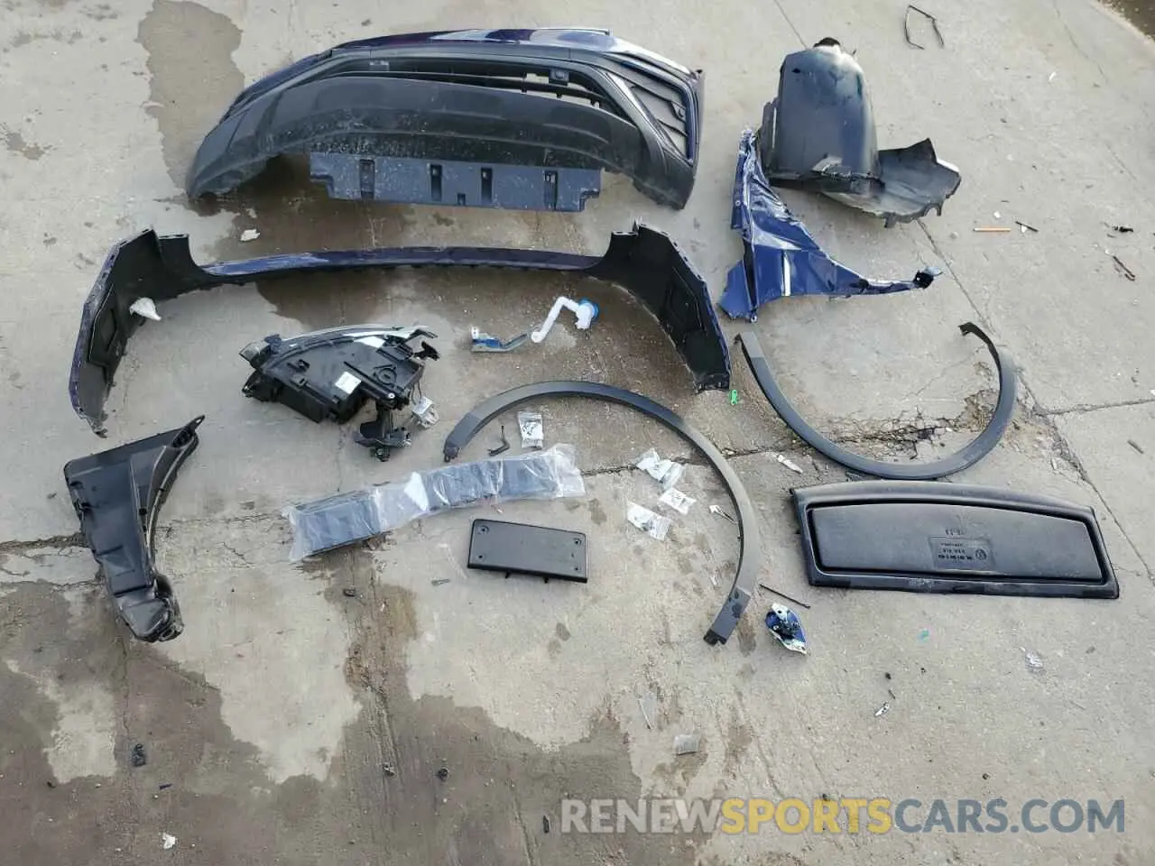 13 Photograph of a damaged car 3VVNB7AX1RM062426 VOLKSWAGEN TIGUAN 2024