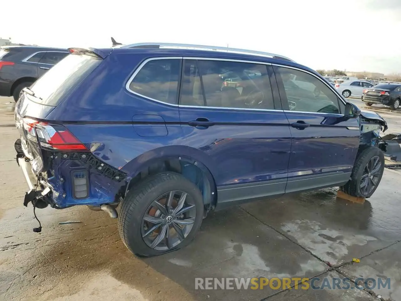 3 Photograph of a damaged car 3VVNB7AX1RM062426 VOLKSWAGEN TIGUAN 2024