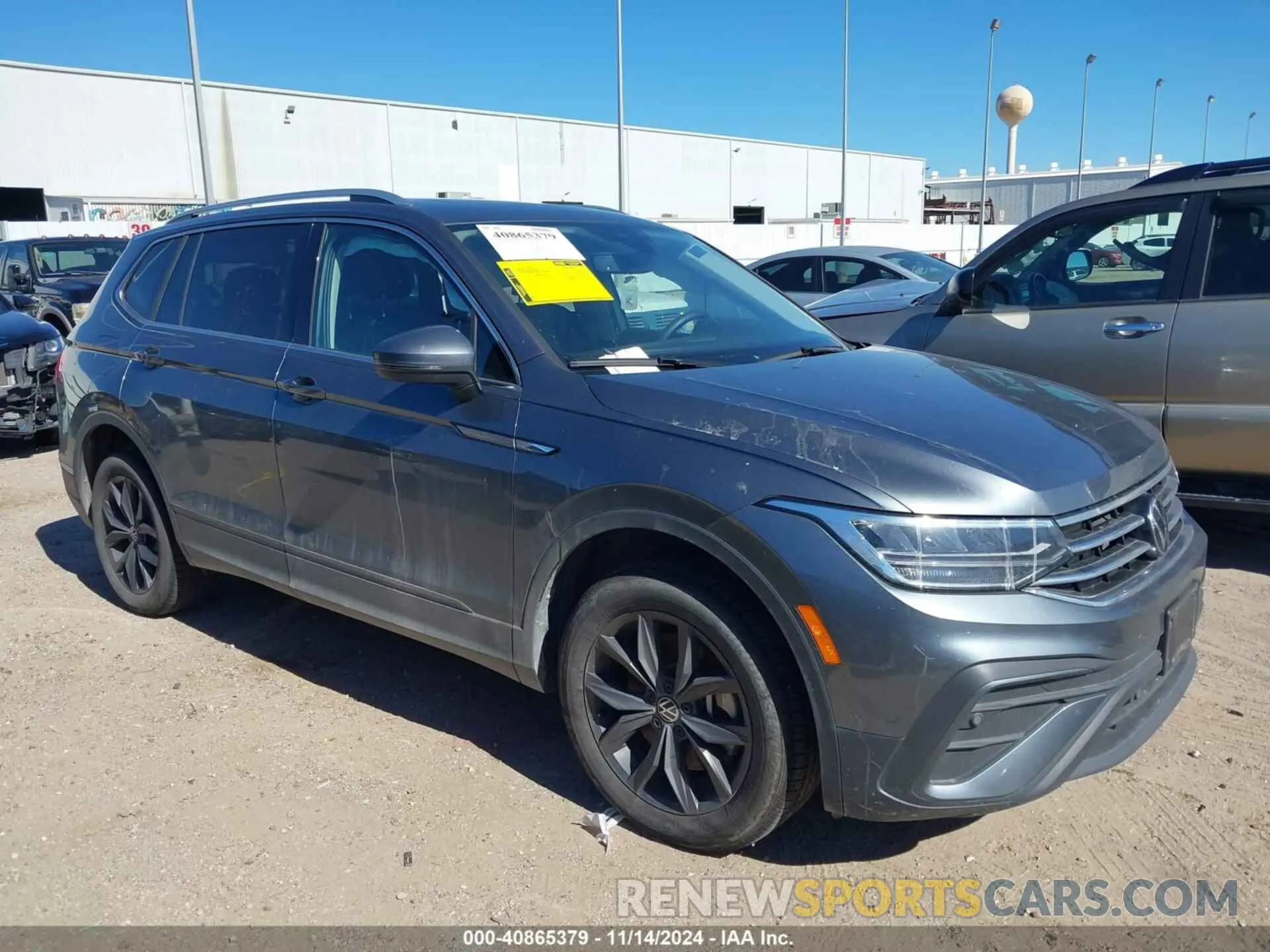 1 Photograph of a damaged car 3VVNB7AX5RM012869 VOLKSWAGEN TIGUAN 2024