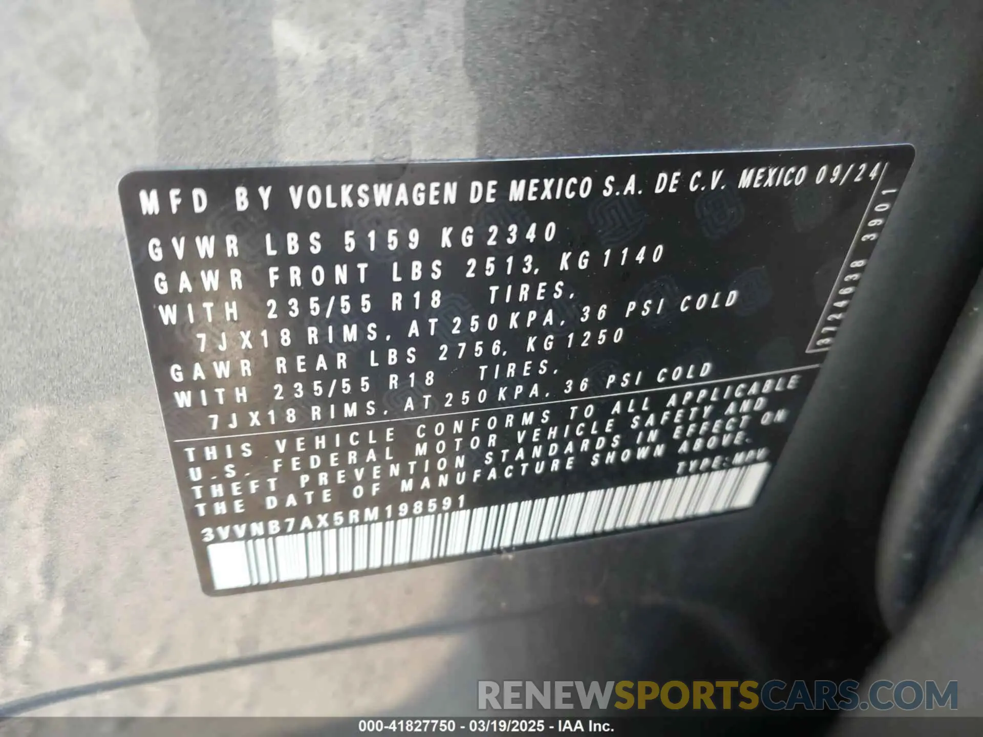 9 Photograph of a damaged car 3VVNB7AX5RM198591 VOLKSWAGEN TIGUAN 2024