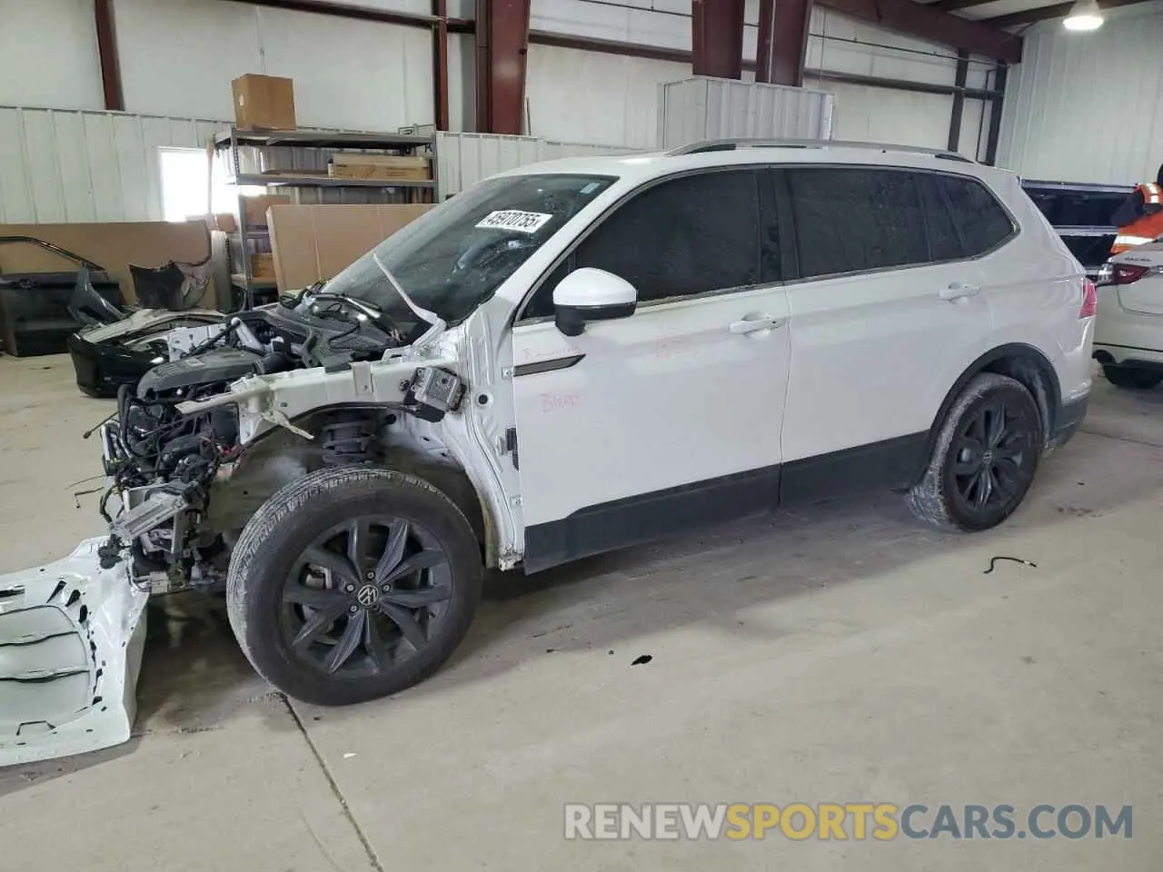 1 Photograph of a damaged car 3VVNB7AX6RM040325 VOLKSWAGEN TIGUAN 2024
