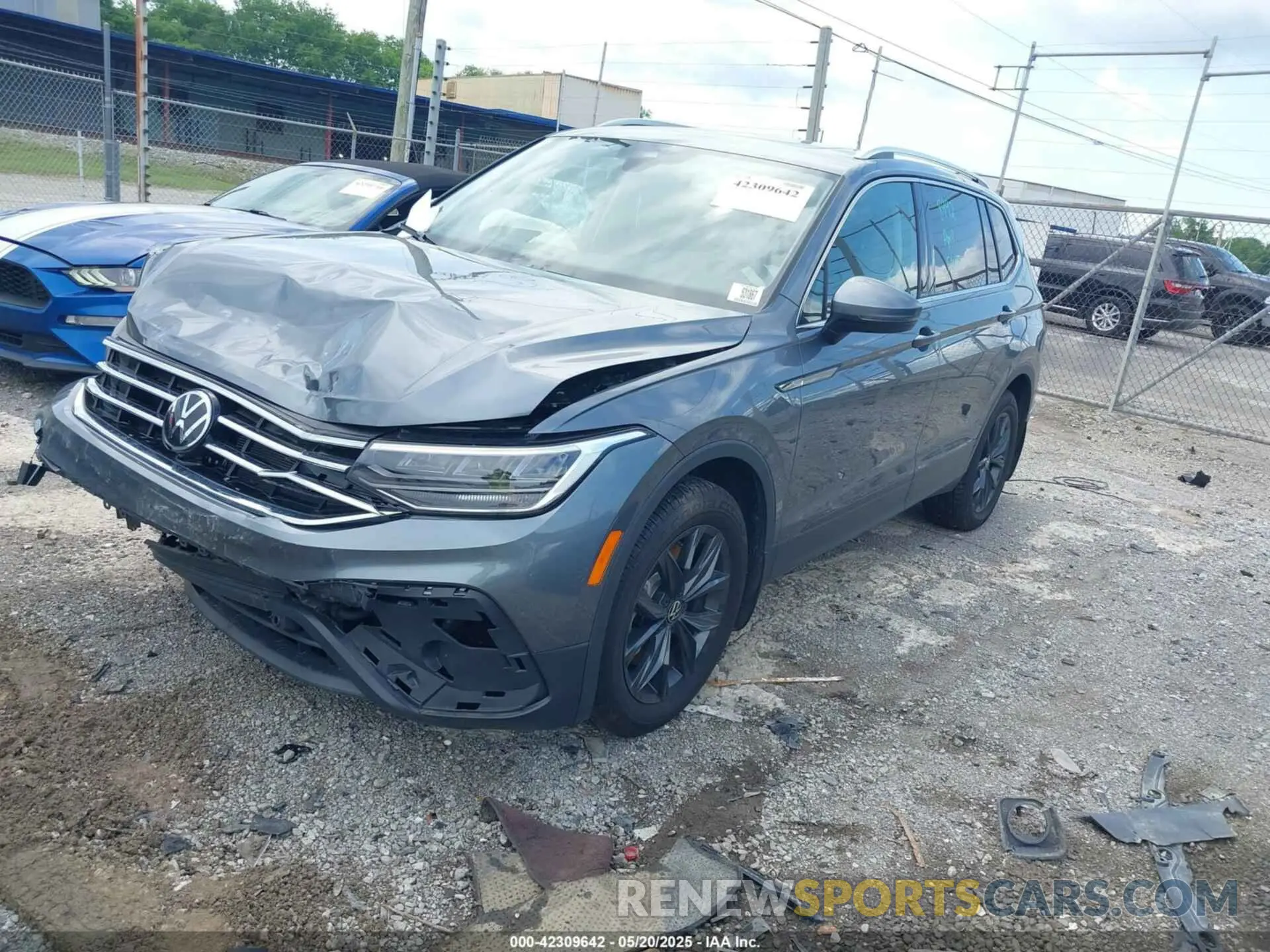 2 Photograph of a damaged car 3VVNB7AX6RM198860 VOLKSWAGEN TIGUAN 2024