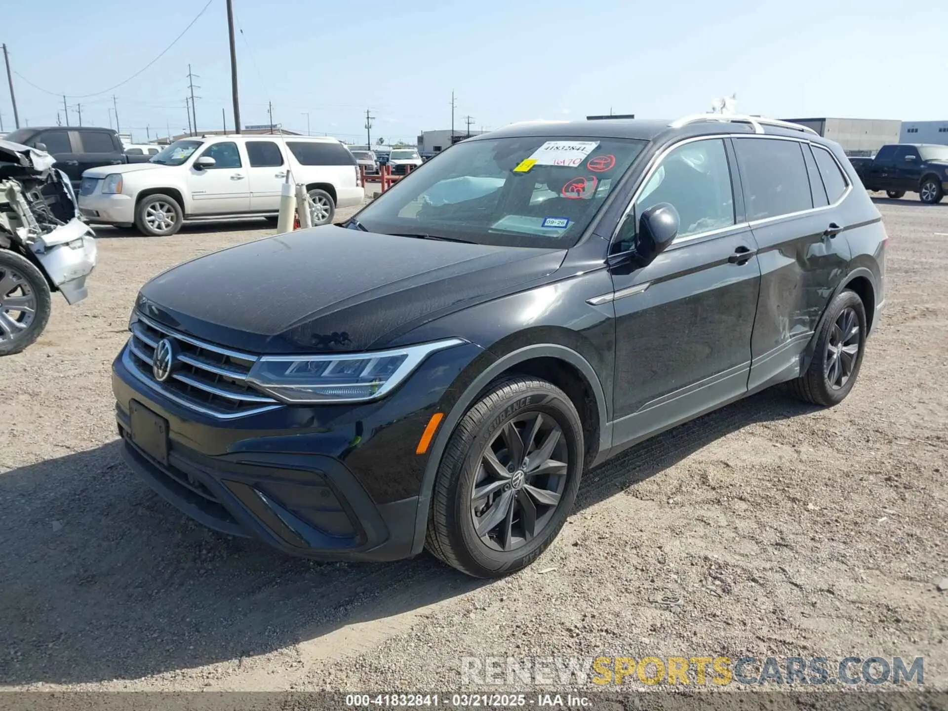 2 Photograph of a damaged car 3VVNB7AXXRM031028 VOLKSWAGEN TIGUAN 2024