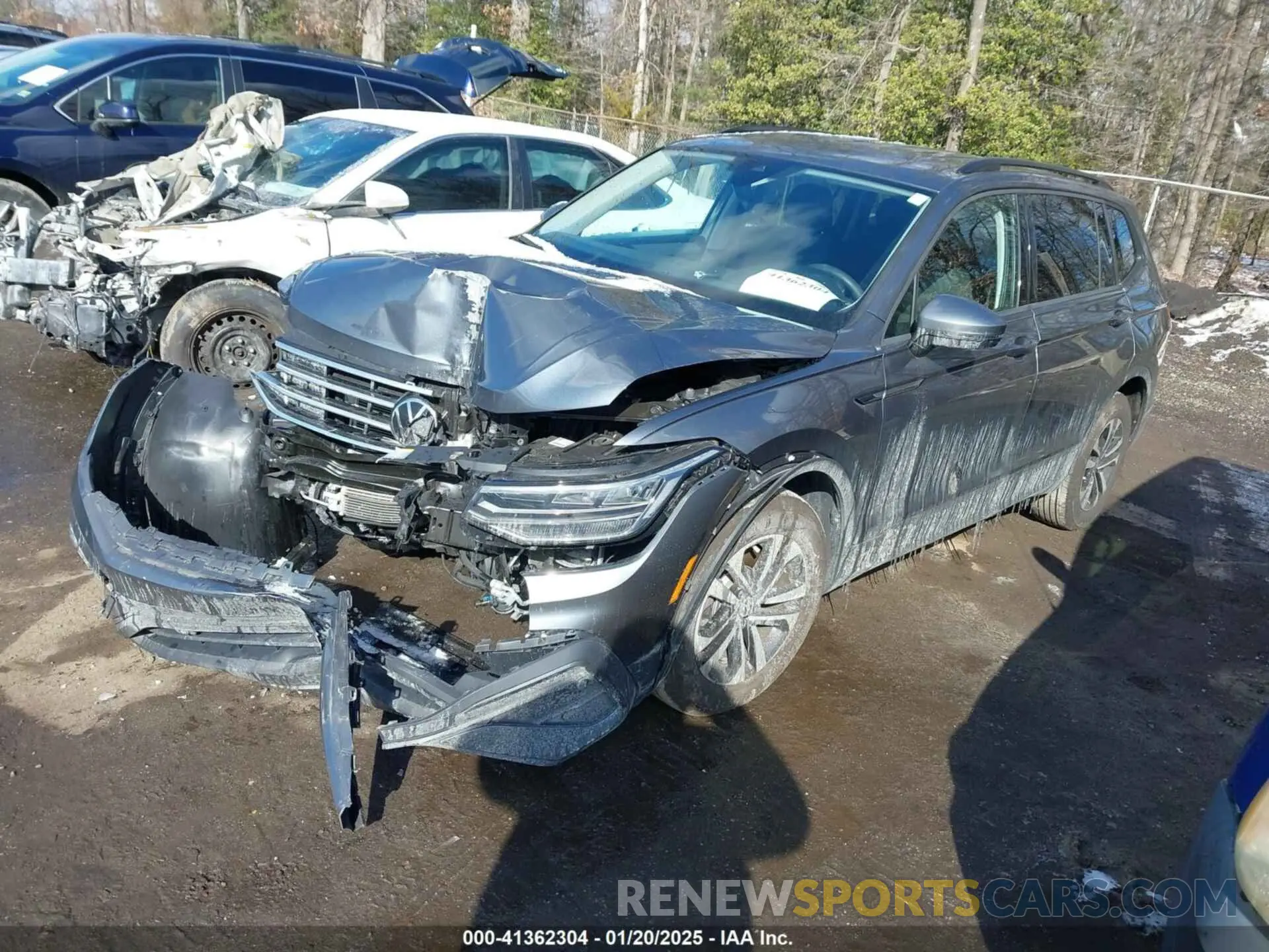 2 Photograph of a damaged car 3VVRB7AX0RM001960 VOLKSWAGEN TIGUAN 2024