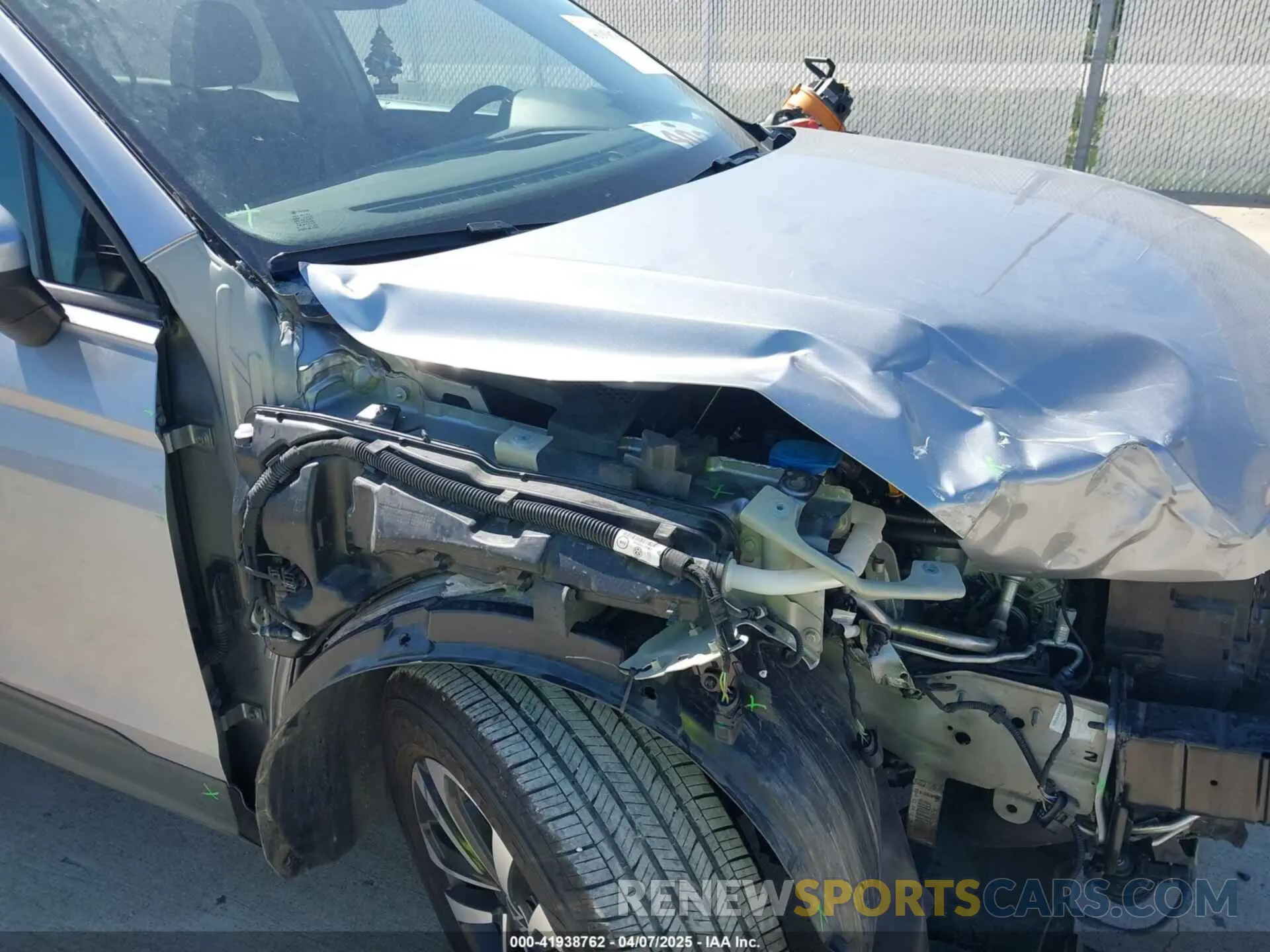 20 Photograph of a damaged car 3VVRB7AX0RM029581 VOLKSWAGEN TIGUAN 2024