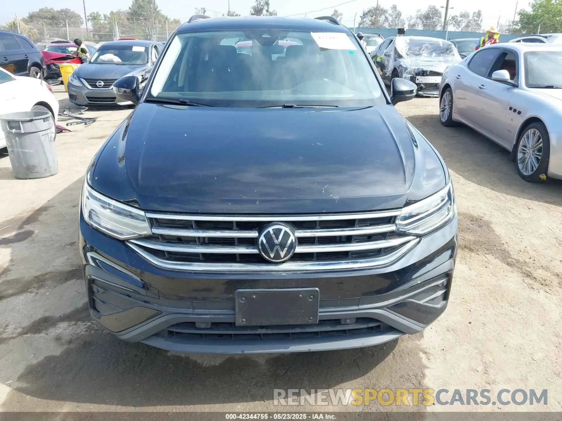 13 Photograph of a damaged car 3VVRB7AX0RM055422 VOLKSWAGEN TIGUAN 2024