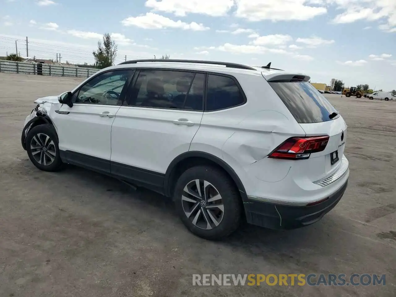 2 Photograph of a damaged car 3VVRB7AX0RM068557 VOLKSWAGEN TIGUAN 2024