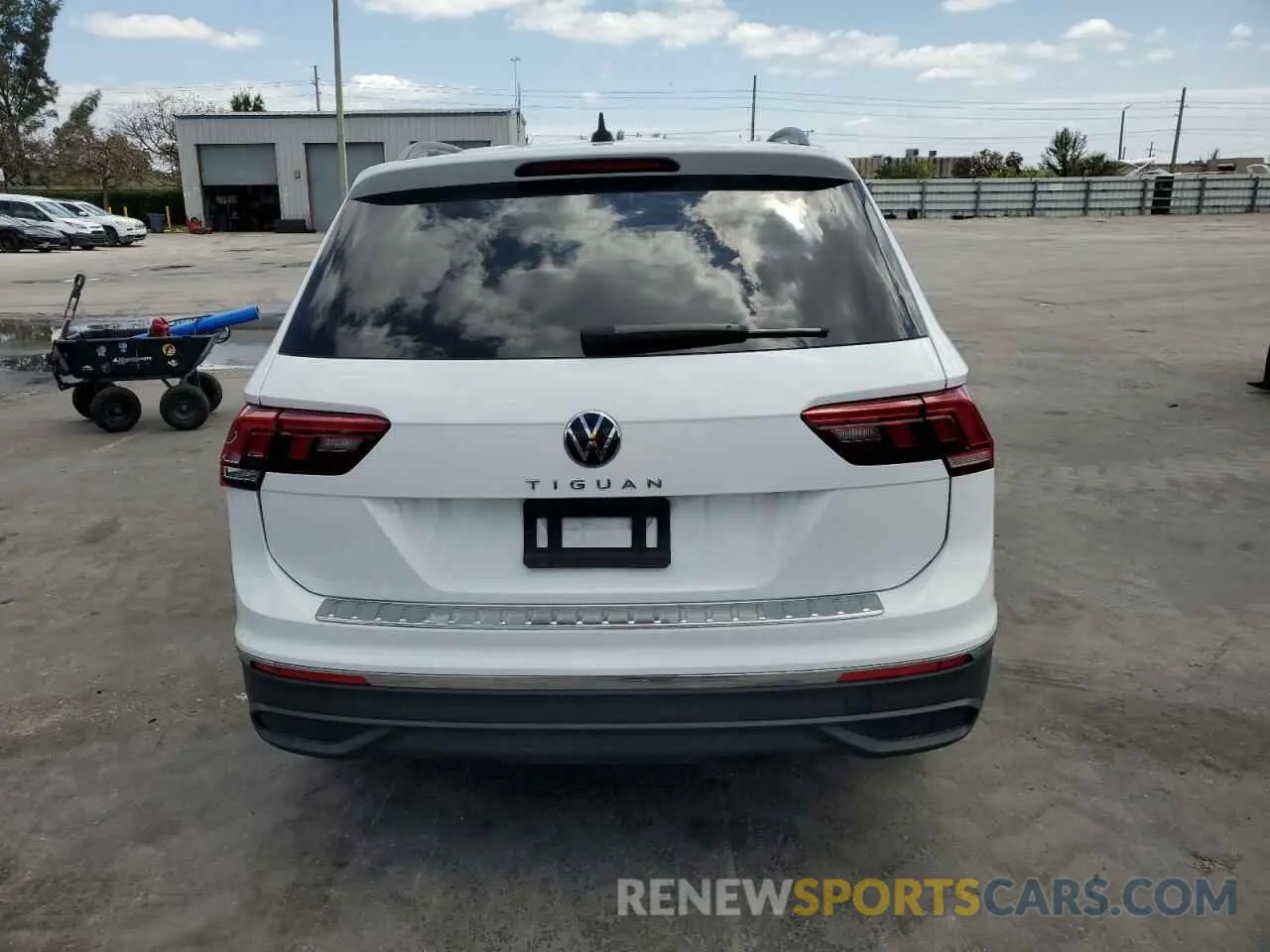 6 Photograph of a damaged car 3VVRB7AX0RM068557 VOLKSWAGEN TIGUAN 2024