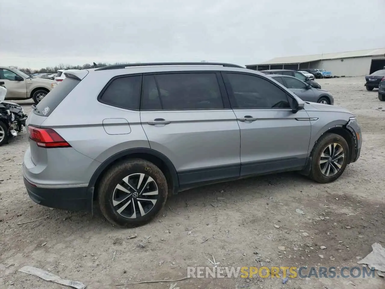 3 Photograph of a damaged car 3VVRB7AX0RM153124 VOLKSWAGEN TIGUAN 2024