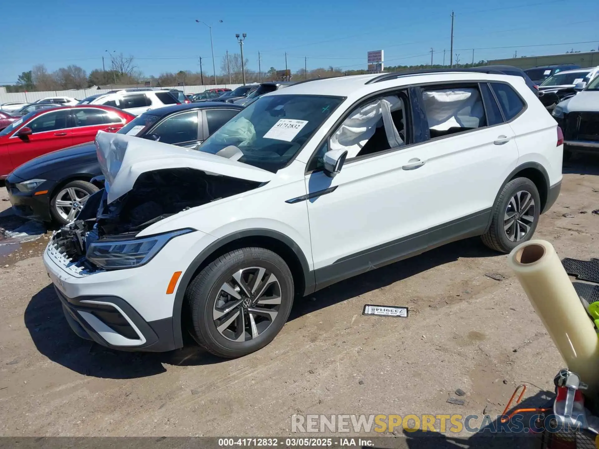 2 Photograph of a damaged car 3VVRB7AX0RM228680 VOLKSWAGEN TIGUAN 2024