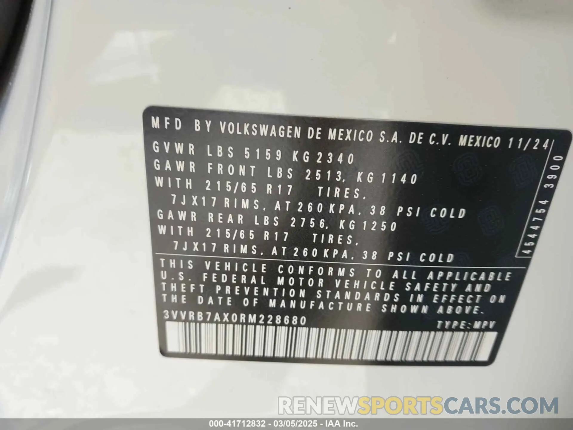 9 Photograph of a damaged car 3VVRB7AX0RM228680 VOLKSWAGEN TIGUAN 2024