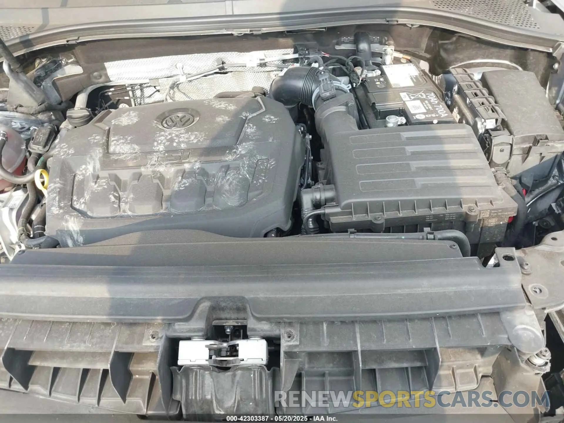 10 Photograph of a damaged car 3VVRB7AX2RM185718 VOLKSWAGEN TIGUAN 2024