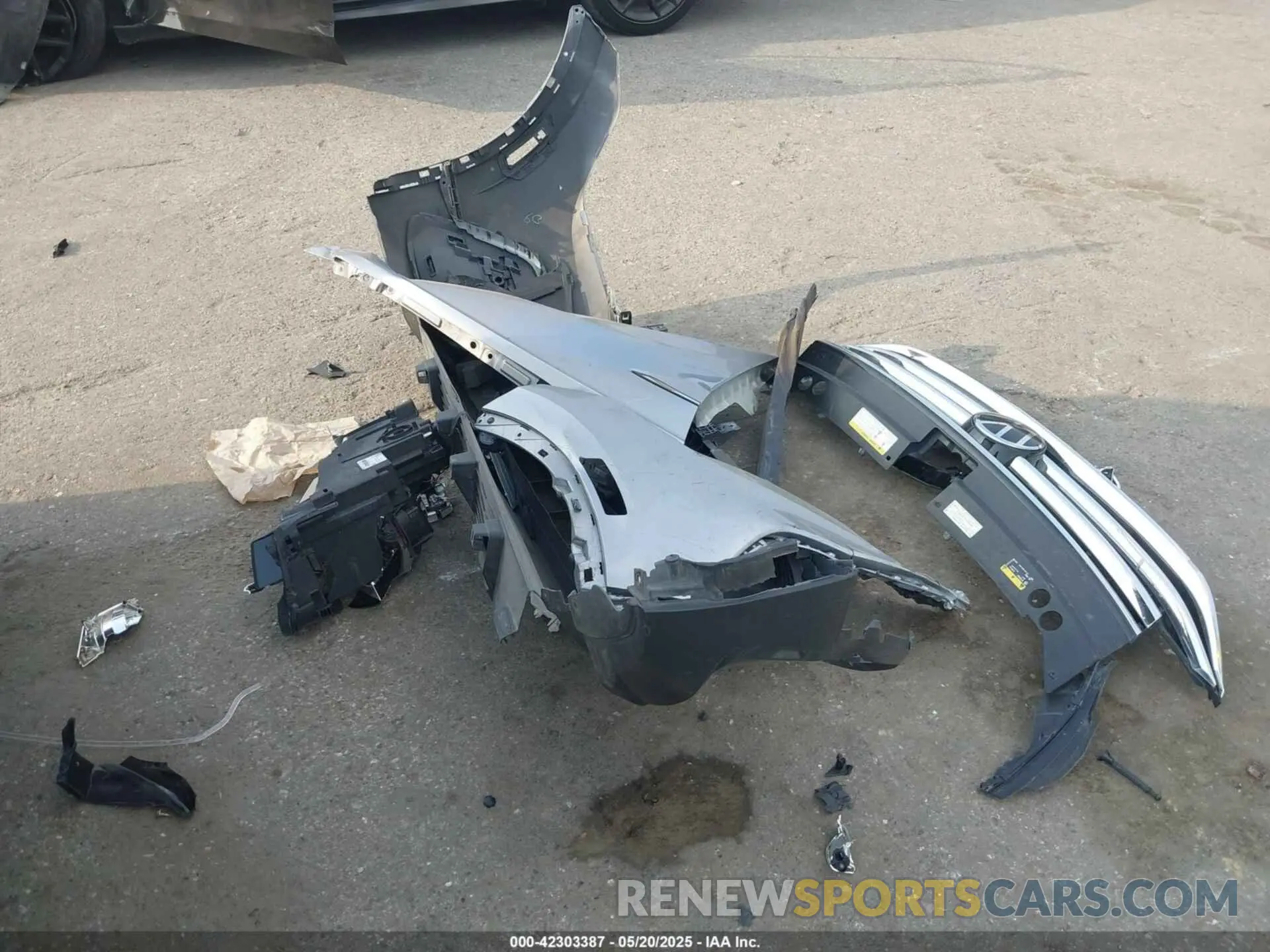 11 Photograph of a damaged car 3VVRB7AX2RM185718 VOLKSWAGEN TIGUAN 2024