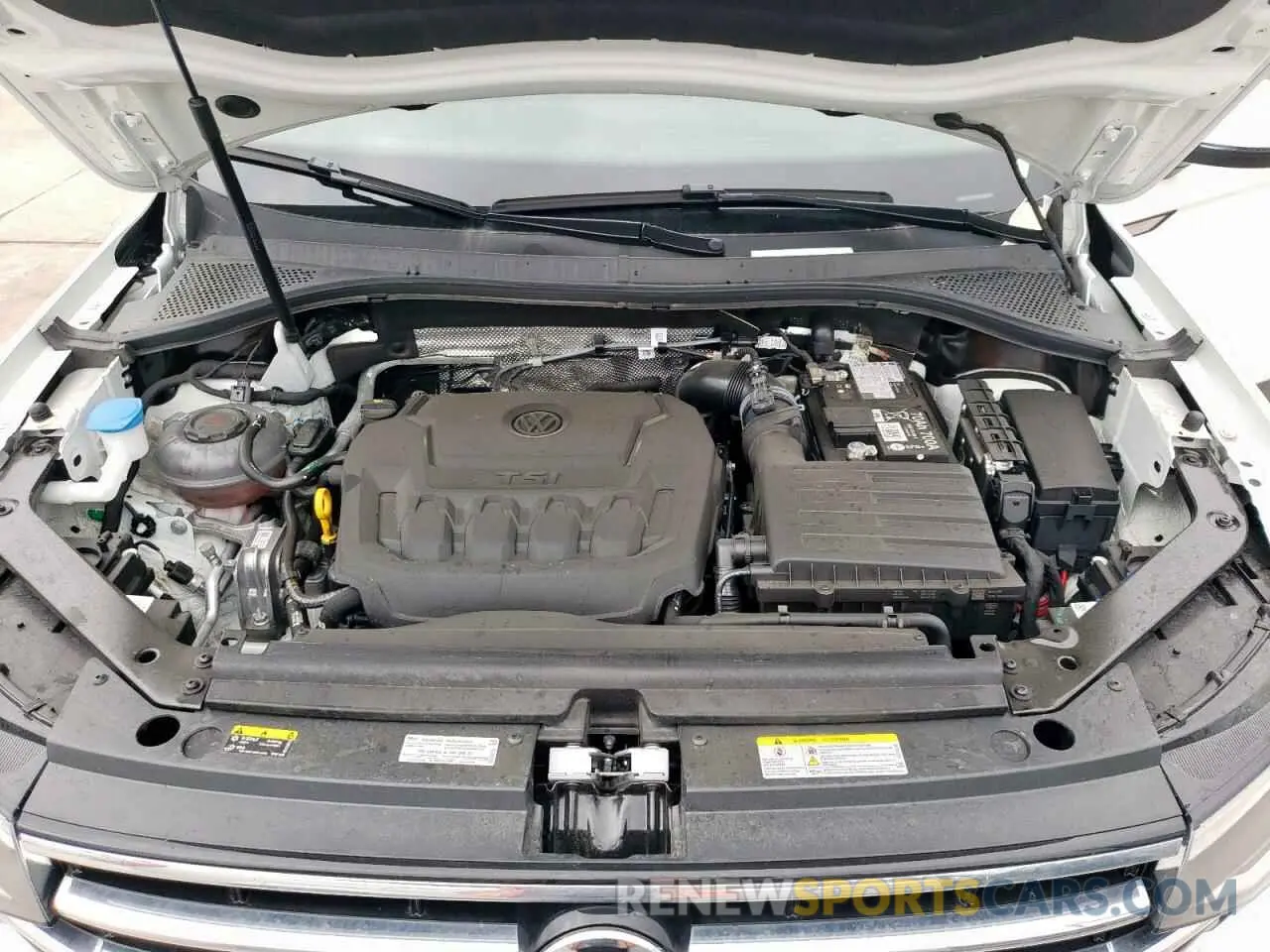 12 Photograph of a damaged car 3VVRB7AX4RM026540 VOLKSWAGEN TIGUAN 2024