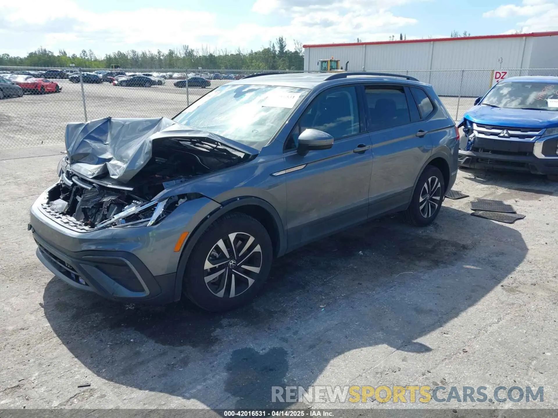 2 Photograph of a damaged car 3VVRB7AX5RM120314 VOLKSWAGEN TIGUAN 2024