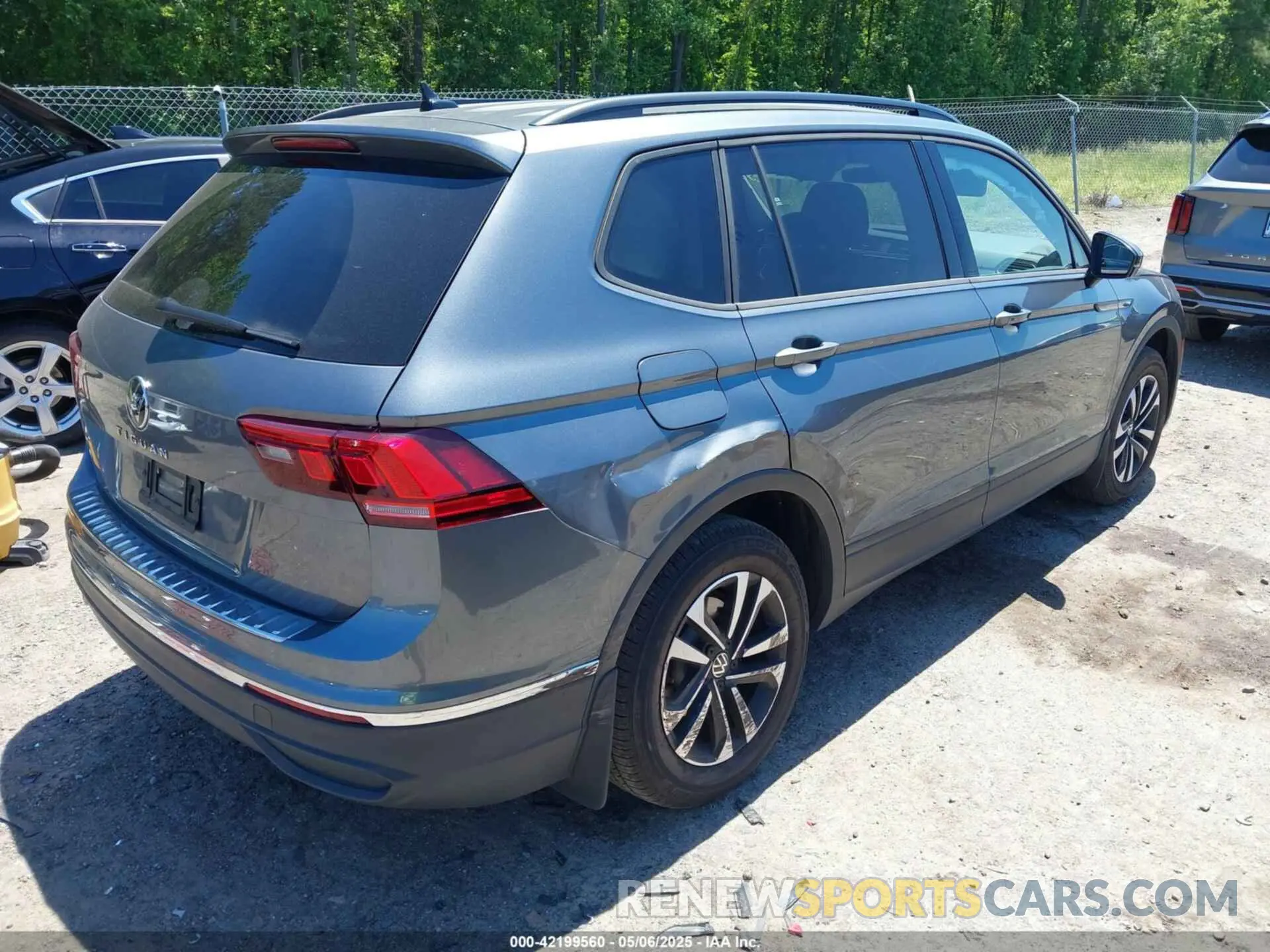 4 Photograph of a damaged car 3VVRB7AX5RM142006 VOLKSWAGEN TIGUAN 2024
