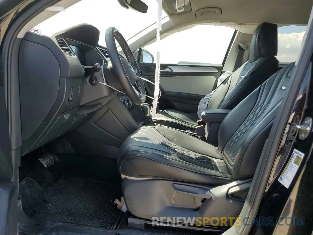 7 Photograph of a damaged car 3VVRB7AX5RM151188 VOLKSWAGEN TIGUAN 2024