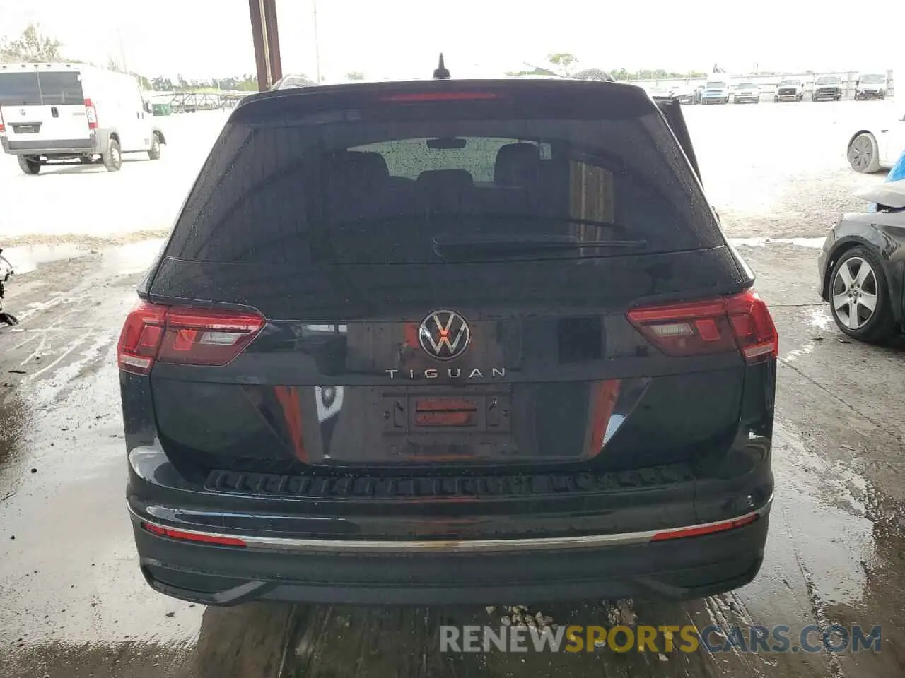 6 Photograph of a damaged car 3VVRB7AX8RM202635 VOLKSWAGEN TIGUAN 2024