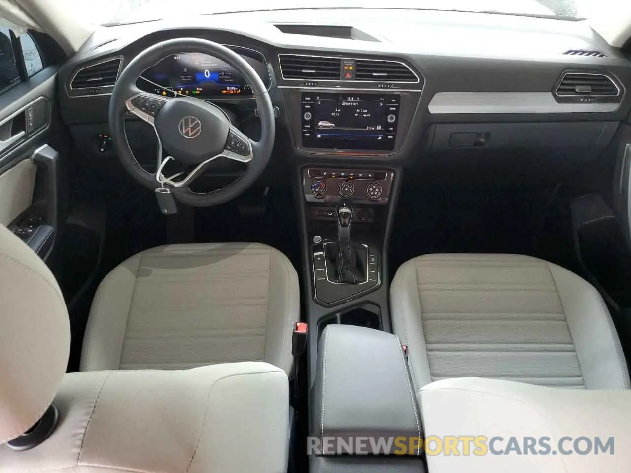 8 Photograph of a damaged car 3VVRB7AX8RM202635 VOLKSWAGEN TIGUAN 2024