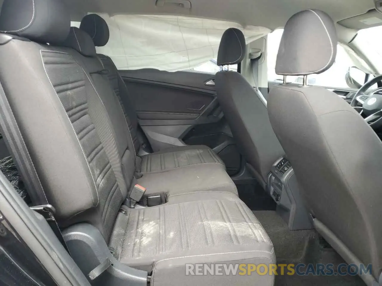 11 Photograph of a damaged car 3VVRB7AX9RM027988 VOLKSWAGEN TIGUAN 2024