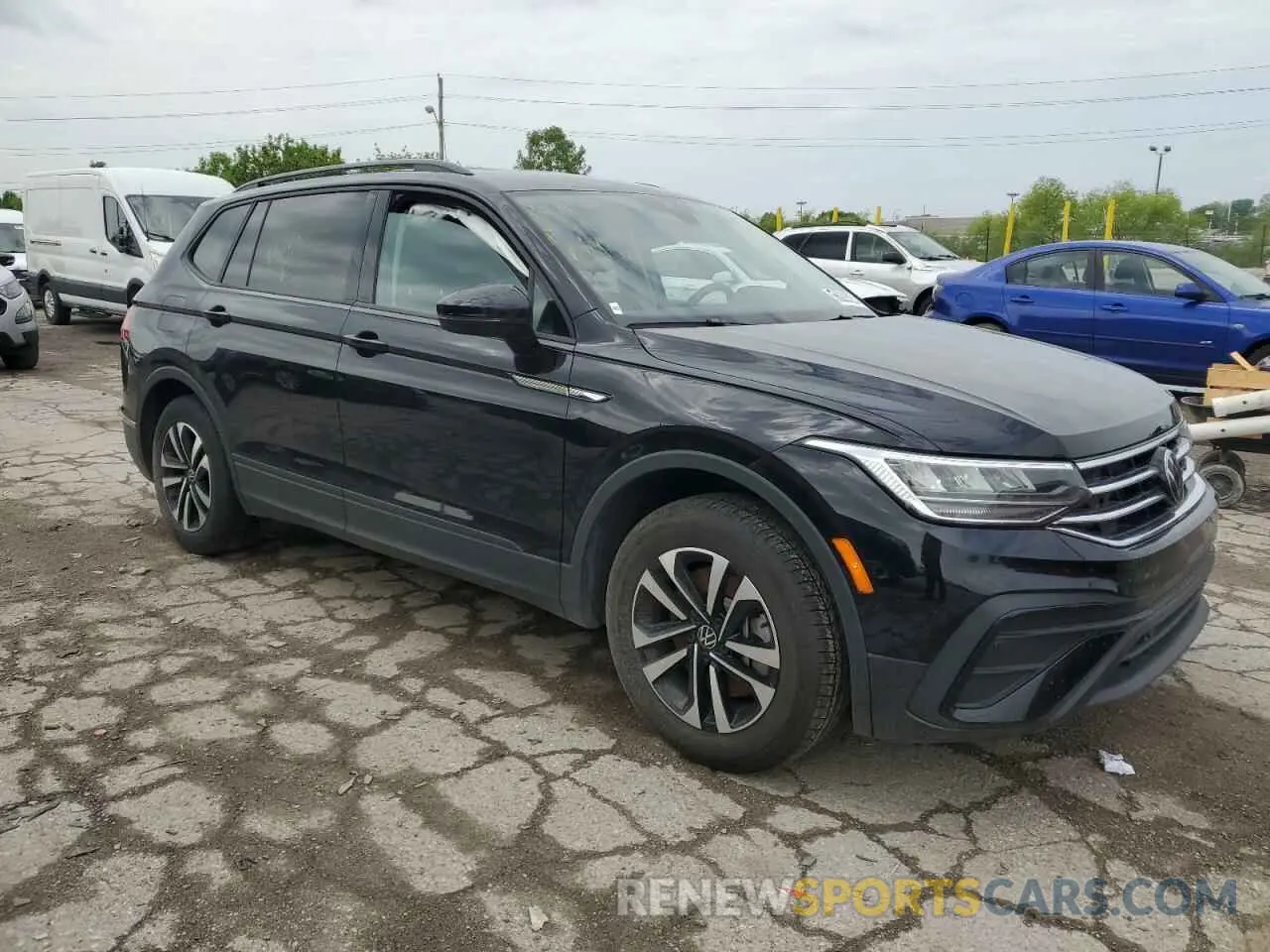 4 Photograph of a damaged car 3VVRB7AX9RM027988 VOLKSWAGEN TIGUAN 2024
