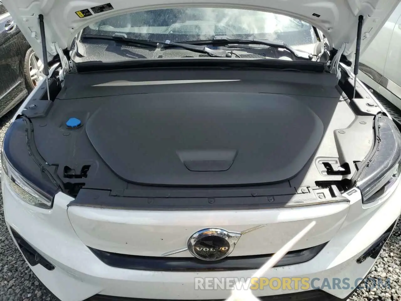 12 Photograph of a damaged car YV4ED3GL0P2036875 VOLVO C40 RECHAR 2023