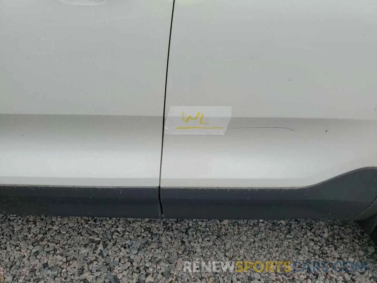 12 Photograph of a damaged car YV4ED3GL9P2063914 VOLVO C40 RECHAR 2023